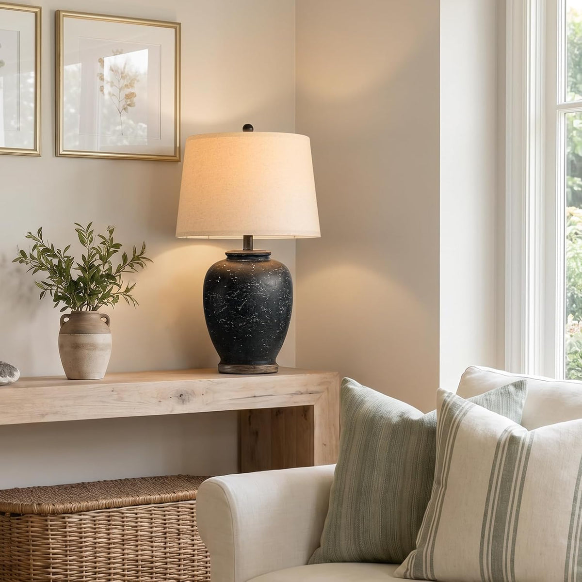 Vintage Matte Black Ceramic Table Lamp